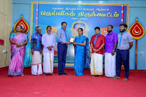 நல்லூர் கந்தசுவாமி ஆலய சாரணர் சேவையில் பங்கேற்றவர்களுக்கு சான்றிதழ்கள் வழங்கி வைப்பு