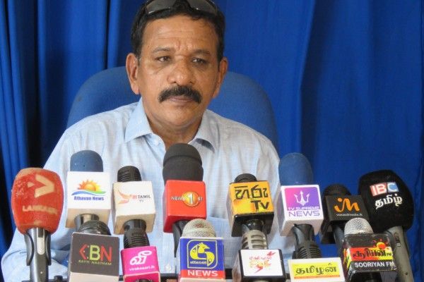  ஈரோஸ் கட்சியுடன்  புனர்வாழ்வு அழிக்கப்பட்ட விடுதலைப் புலிகள் கட்சி இணைவு - இரா. பிரபாகரன்